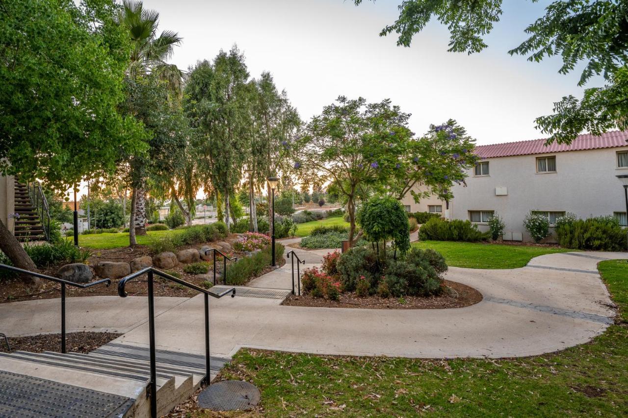 Keshet Yehonatan Country Lodging Exterior photo